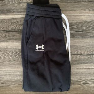 Black Under armour joggers